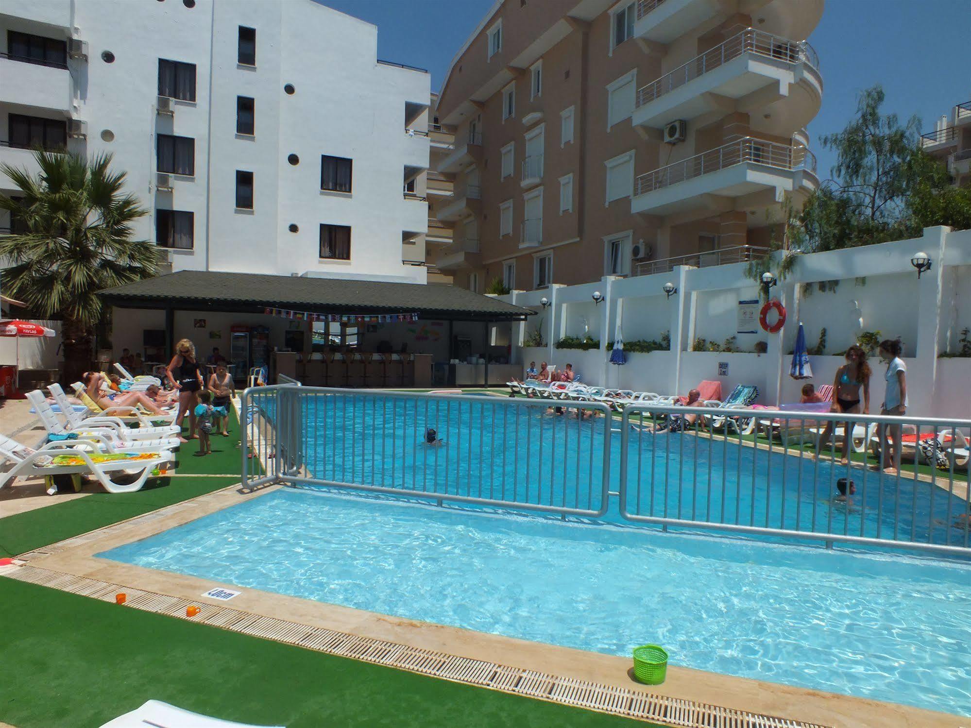 Tuntas Suites Altinkum Didim Eksteriør bilde