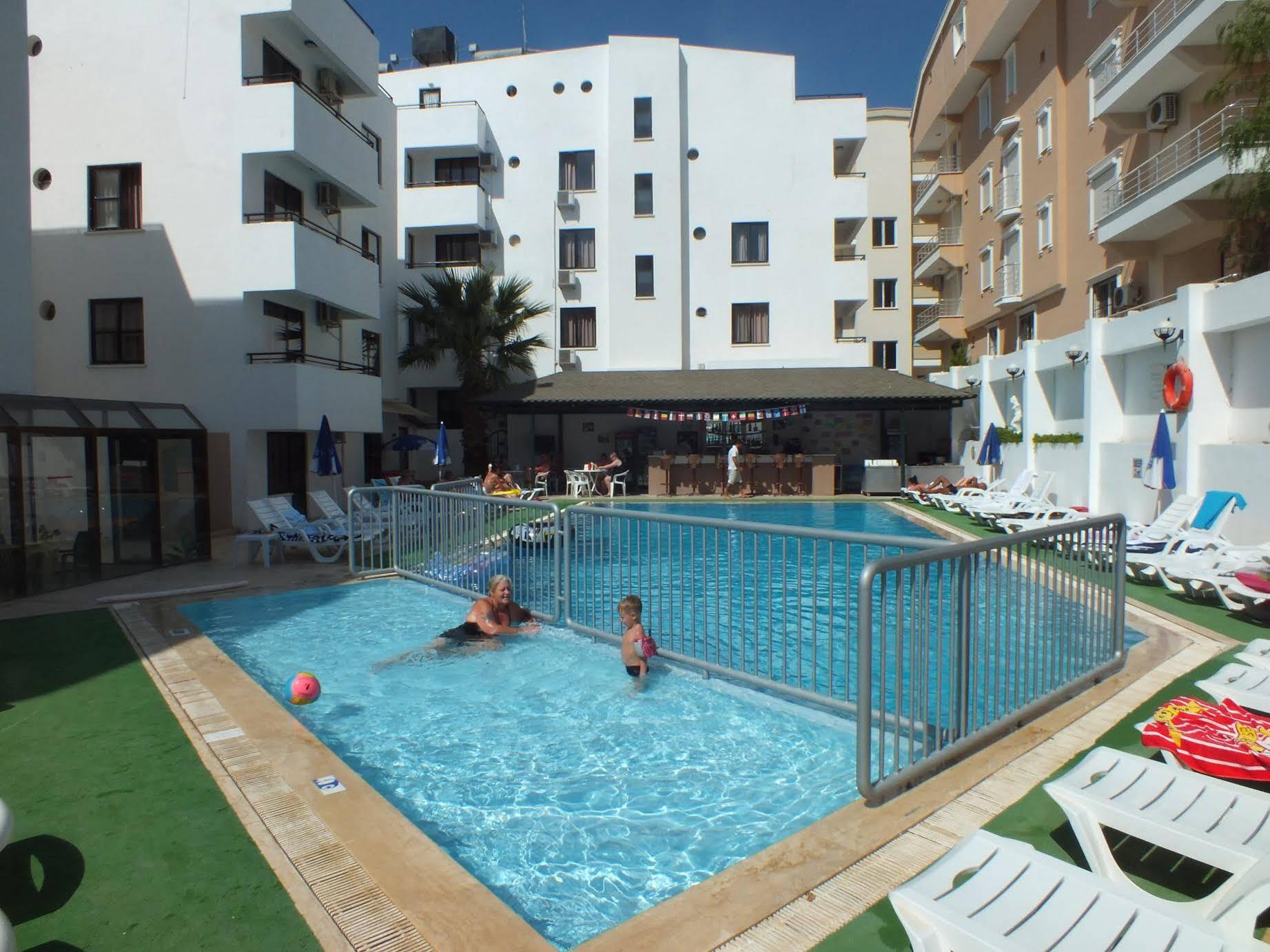 Tuntas Suites Altinkum Didim Eksteriør bilde